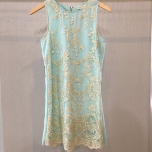 Just Me Boutique Women's Size S Dress Sheath Gold Lace Overlay Mint Green